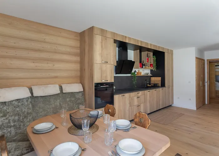 Appartement Confortable Avec 2 Chambres, Terrasse Et Parking à - Fr-1-569-123 Megève